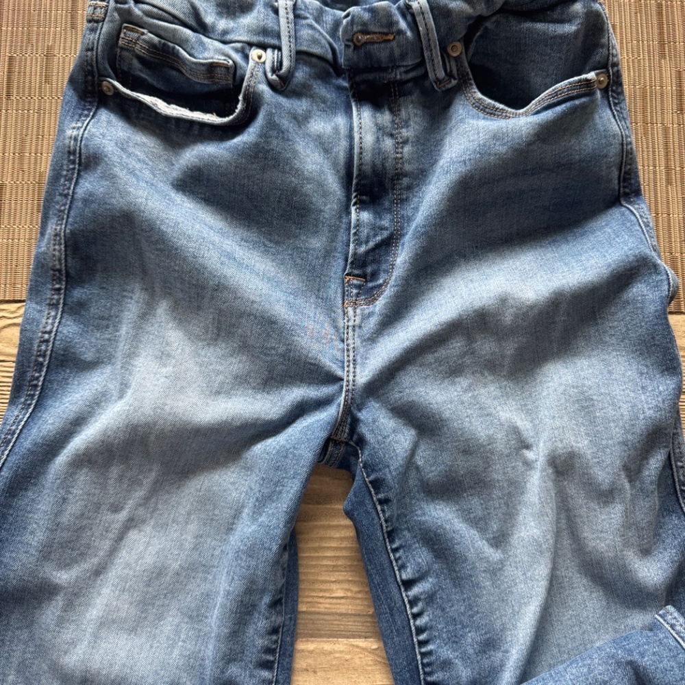 Good American crop jean fits 6-12 - Picture 3 of 4